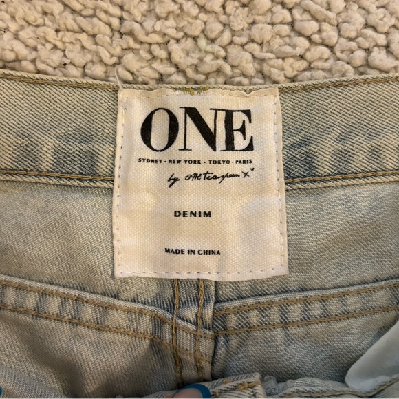 ONE Teaspoon ripped jeans - Picture 4 of 9